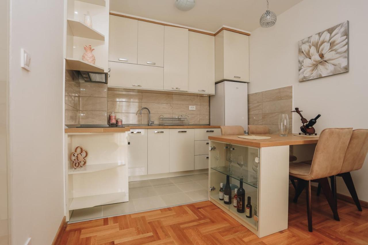 Apartments Viva Oliva Будва Екстериор снимка
